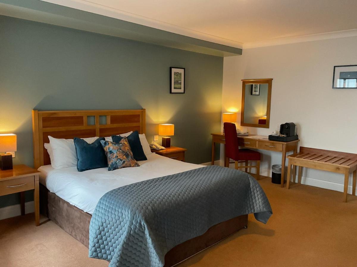 Hotel Newport Newport  Kültér fotó